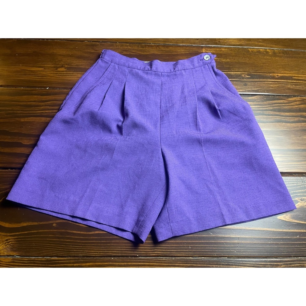 Hanasport Shorts, Women's Size 8, Purple, Vintage, Pleated, Pockets